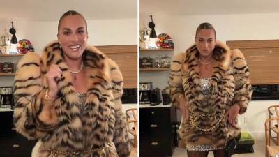  Arina Sabalenka u bundi  