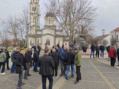  Nije bilo postrojavanja HVO-a kod Dervente, građani samo palili svijeće 