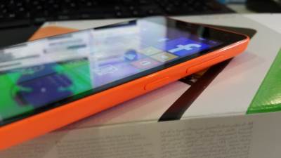  5 jeftinih telefona sa snažnom baterijom 