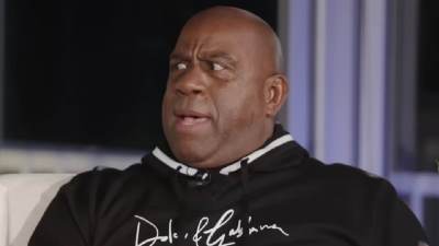  Medžik Džonson dobija 20. šampionski prsten 