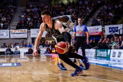  Valensija želi Andreja Jakimovskog 