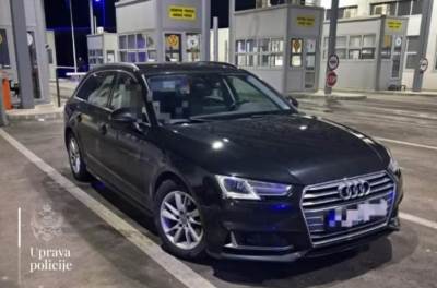  Prekinut put državljaninu BiH: Na granici sa Crnom Gorom oduzet "audi" koji potražuje Interpol Austrije (FOTO) 