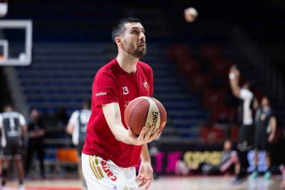  Milan Tomić okupio tim Crvene zvezde 