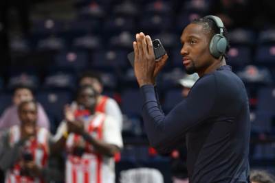  Ebuka Izundu o produženju ugovora sa Crvenom zvezdom 