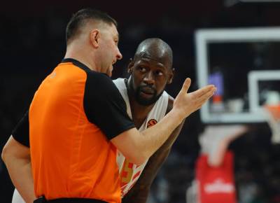  Ko sudi utakmicu Real Crvena zvezda  