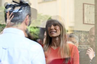  Sinsikat traži kaznu zatvora za suprugu premijera španije 