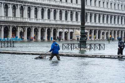  Venecija bi mogla da bude preseljena jer sve više tone 