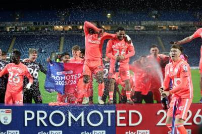  Fudbaleri Koventrija vratili se u Premijer ligu nakon 25 godina 