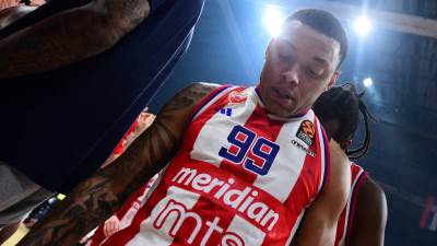  Jago Dos Santos ponovo uzvratio na komentare navijača 