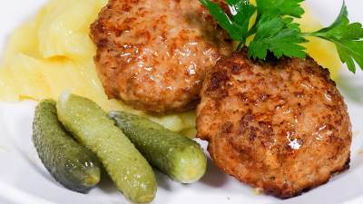  Recept za punjene faširane šnicle 