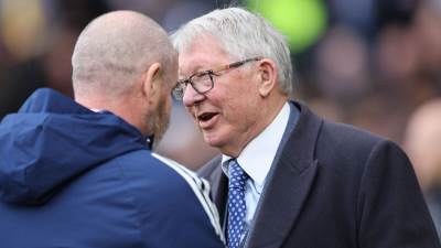  Ser Aleks Ferguson hospitalizovan pred meč Mančester junajted Liverpul 