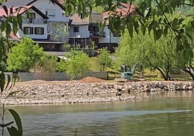  Radovi na šetalištu uz Vrbas u Banjaluci nastavljeni uprkos kritikama i prijavama 