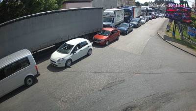  Gužva na graničnom prelazu u Gradišci 