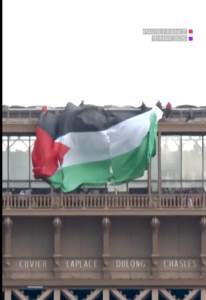  Šest osoba uhapšeno zbog razvijanja palestinske zastave na Ajfelovom tornju 