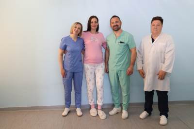  Rijetka operacija u UKC-u Srpske: Trudnici u osmom mjesecu ugrađena totalna proteza kuka 