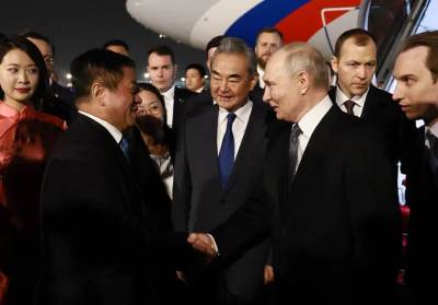  Putin sleteo u Peking, svet na nogama: Na stolu potpisivanje istorijskih dokumenata 