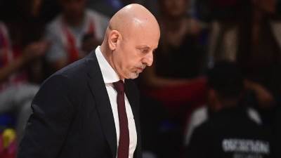  Zvezda zvanično otpustila Sašu Obradovića 