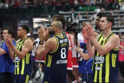  Fenerbahče ogorčen na Evroligu navijači nisu mogli u dvoranu 