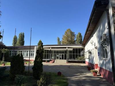  Škola u Bijeljini reagovala nakon hapšenja osumnjičenog za polno uznemiravanje 