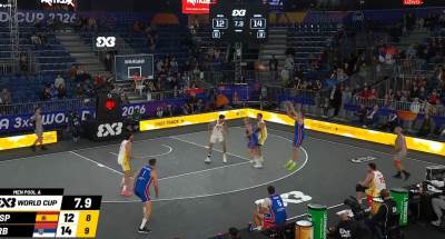  Koš Strahinje Stojačića u posljednjim trenucima utakmice sa Španijom 