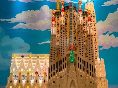  Lego lansira najveći set u istoriji: Sagrada Familija od 12.060 kockica 