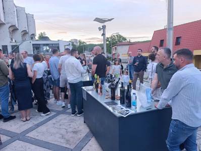  U Mrkonjić Gradu otvoren Festival vina 