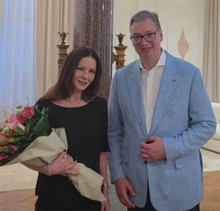  Aleksandar Vučić razgovarao sa Ketrin Zitom Džouns 