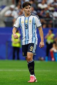  hulijan alvarez ide u arsenal 