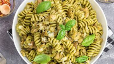  Pesto pasta sa piletinom recept 