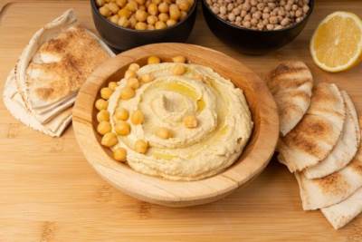  Kako humus utiče na zdravlje: Prednosti i sastojci 