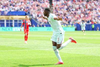  Usman Dembele proslavlja gol protiv Norveške 