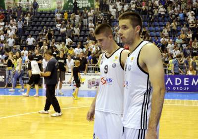   Bez pomoći KK Partizanu 