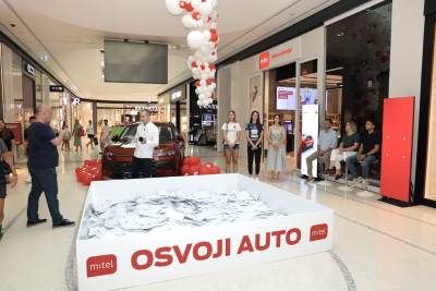  Račun na mail Vlatki iz Banjaluke donio novi automobil 
