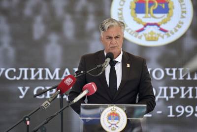  Siniša Karan 