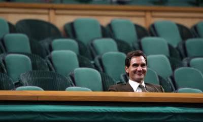  Federer sam u loži na Vimbldonu 