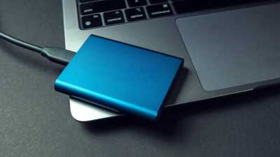  Kupio eksterni SSD od 16 TB za 25 evra pa ga otvorio: Unutra ga dočekalo neprijatno iznenađenje 