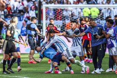  Oglasio se Leandro Paredes nakon haosa u finalu Mundijala 