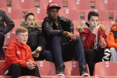  Mbođ: Dobro znaj da uvek tu sam ja (VIDEO) 