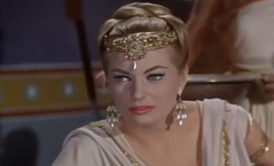  Od holivudskog glamura i scene u Fontani di Trevi do zaborava: Tragična sudbina Anite Ekberg 