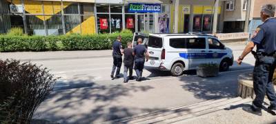  Iz pritvora na ročište: Sudska policija sprovela optuženog za napad na policajce u Rudom 