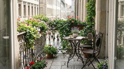  Kako urediti mali balkon 