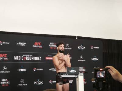  Albanac pokazao dvoglavog orla na UFC spektaklu u Beogradu 