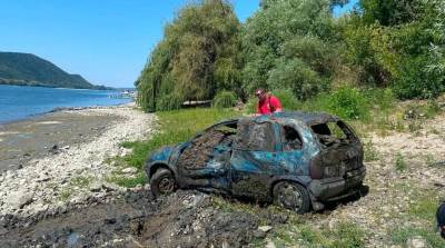  Zbog niskog vodostaja Dunava pronađen automobil 