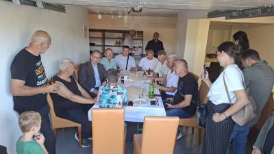  Vučić posjetio selo kod Bugojna 