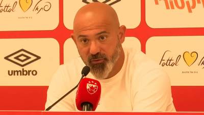  Dejan Stanković se iznervirao zbog novinara: "Ne razumijem, ovo je treće pitanje o njemu" 