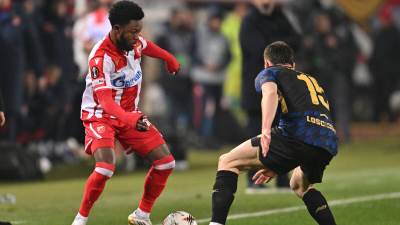  Crvena zvezda prodala Daglasa Ovusua  