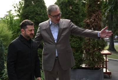  Vučić priredio svečanu večeru u čast Zelenskog 