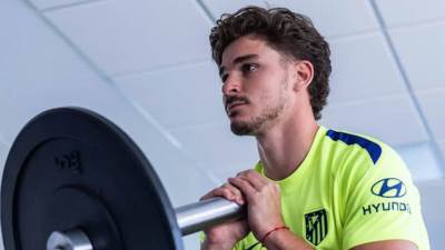  Hulijan Alvarez trenira sa Atletiko Madridom 