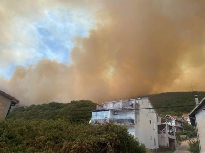  Treći dan borbe sa vatrom u Herceg Novom 
