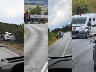  Više vozila sletjelo sa puta na Romaniji, saobraćaj otežan (FOTO) 